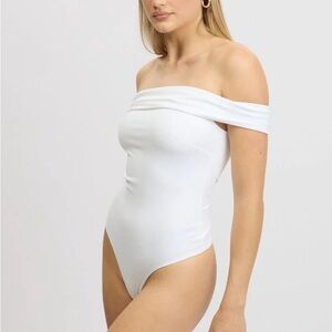 Almost Famous White Off-Shoulder Kids Bodysuit Size S